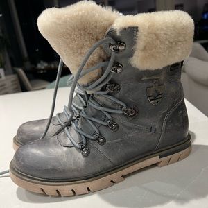 Royal Canadian waterproof fur lined boots